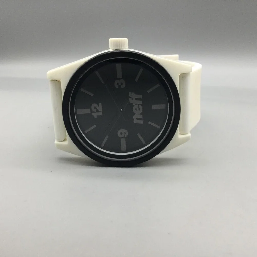Neff Daily Mens Watch 41mm Black Dial White Silicone Strap New Battery
